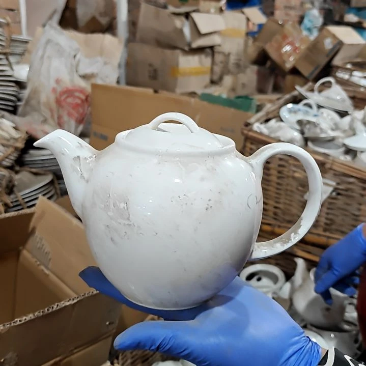 陶瓷盘子碗啥都有