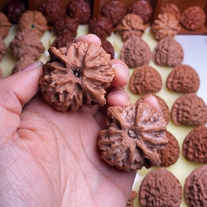 【闪购商品】文玩核桃把件穆****花44苹果园