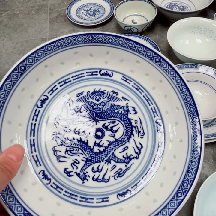 青花玲珑8寸窝盘龙纹