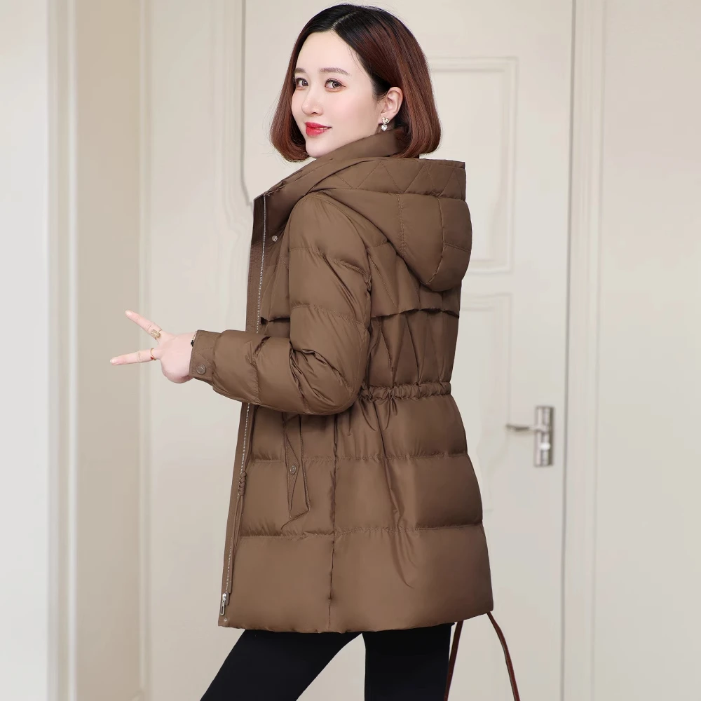 小个子羽绒服女2024冬新款中老年妈妈时尚女士收腰显瘦白鸭绒外套