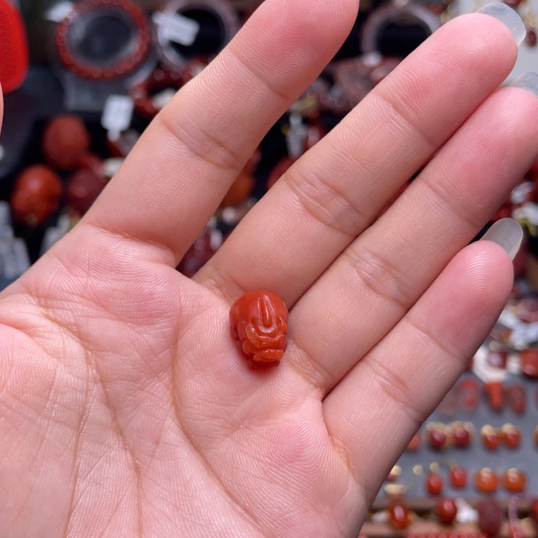 南红玛瑙未镶嵌貔貅