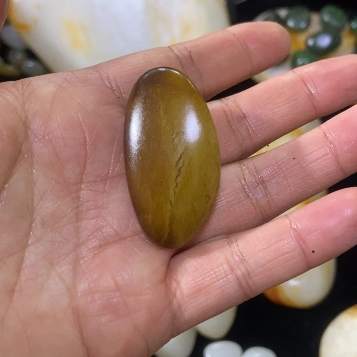 和田玉（糖玉）未镶嵌挂件