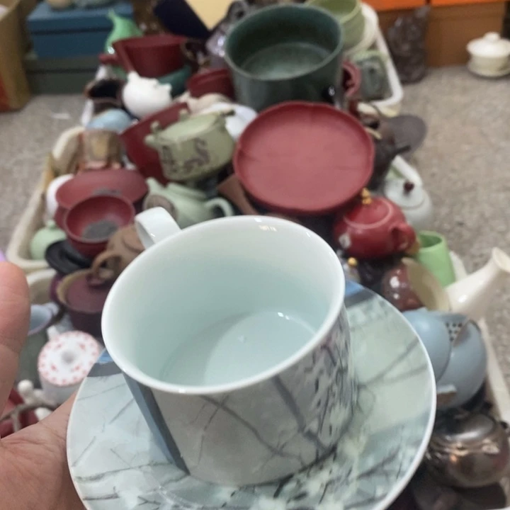 陶瓷艺术品及陶瓷壶