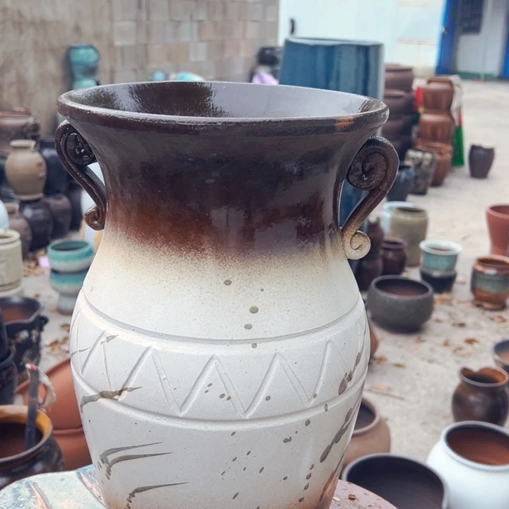 紫砂花盆高约37口约22瑕疵