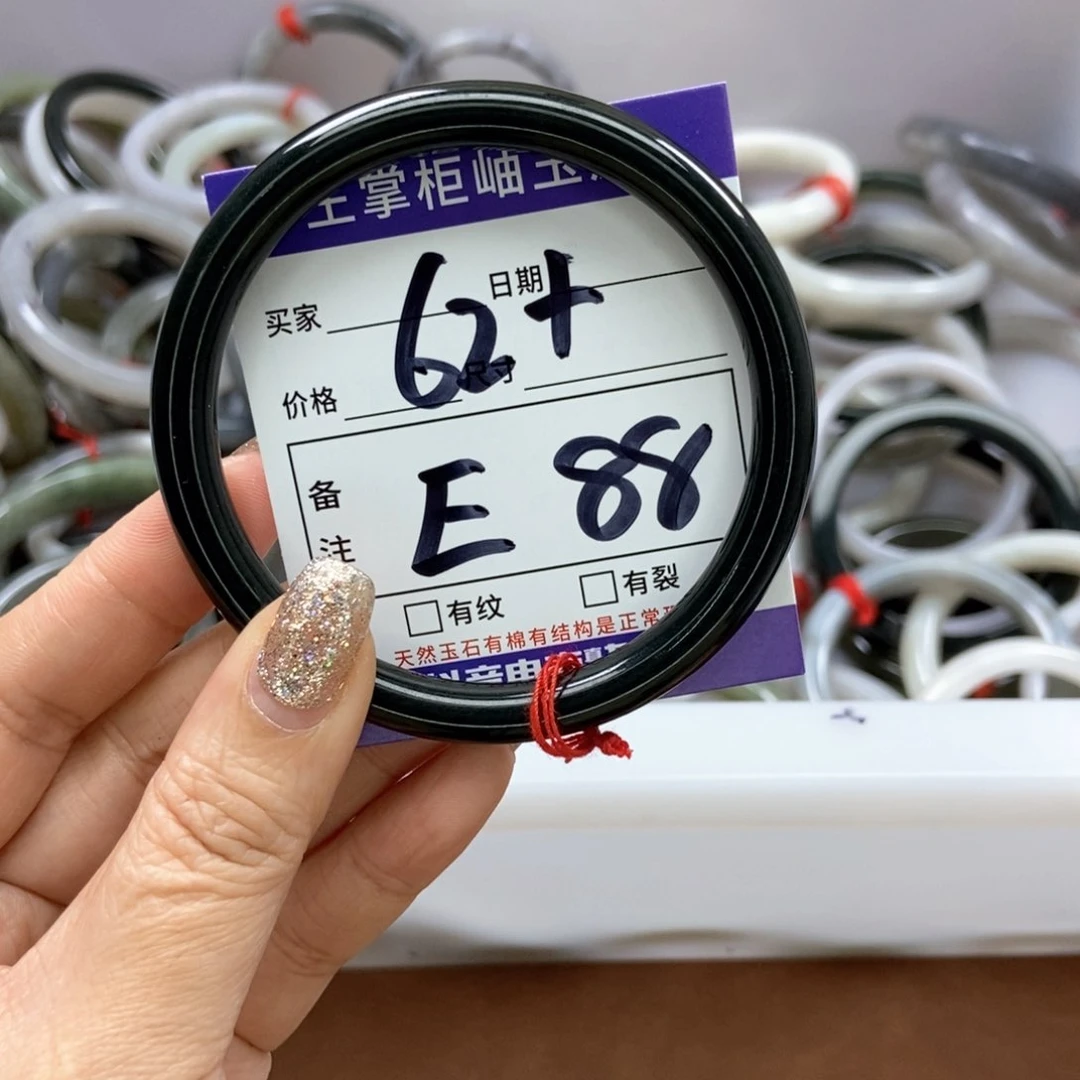 和田玉手镯手镯未镶嵌