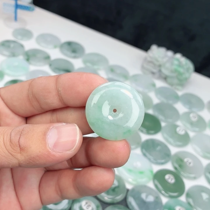 翡翠未镶嵌颈饰缅甸天然A货翡翠29-6.0