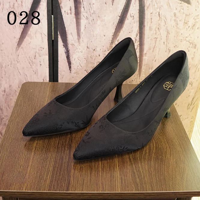 国风手工女鞋99专属链接