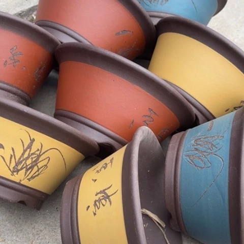 紫砂花盆100-8。       21-10