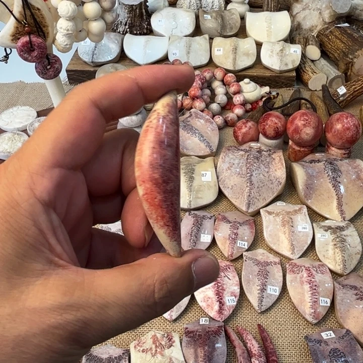 养殖梅花鹿手把件