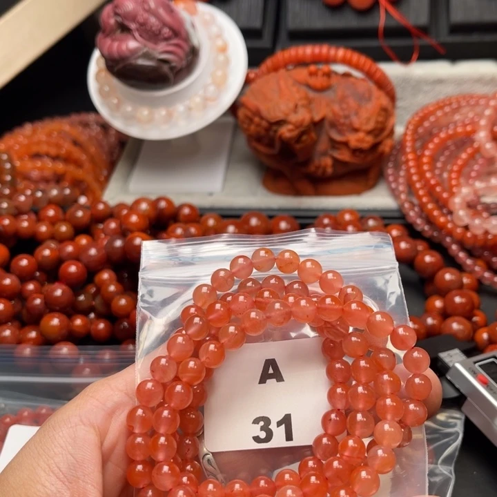 南红玛瑙未镶嵌多样性发货默认微瑕称重7mm