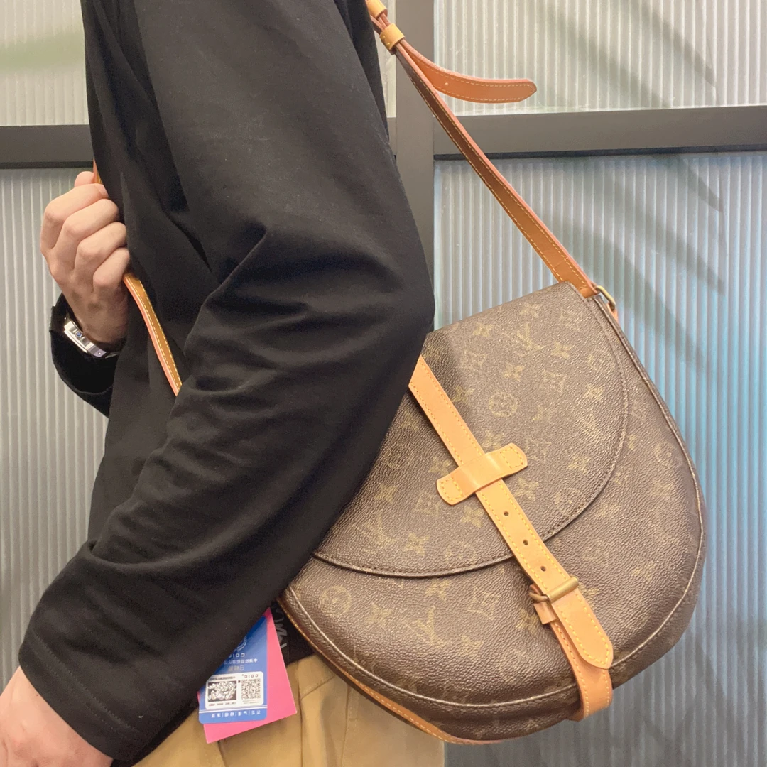 95新 LouisVuitton/路易威登 修复品【涛】20PP04 单肩斜挎盾牌包