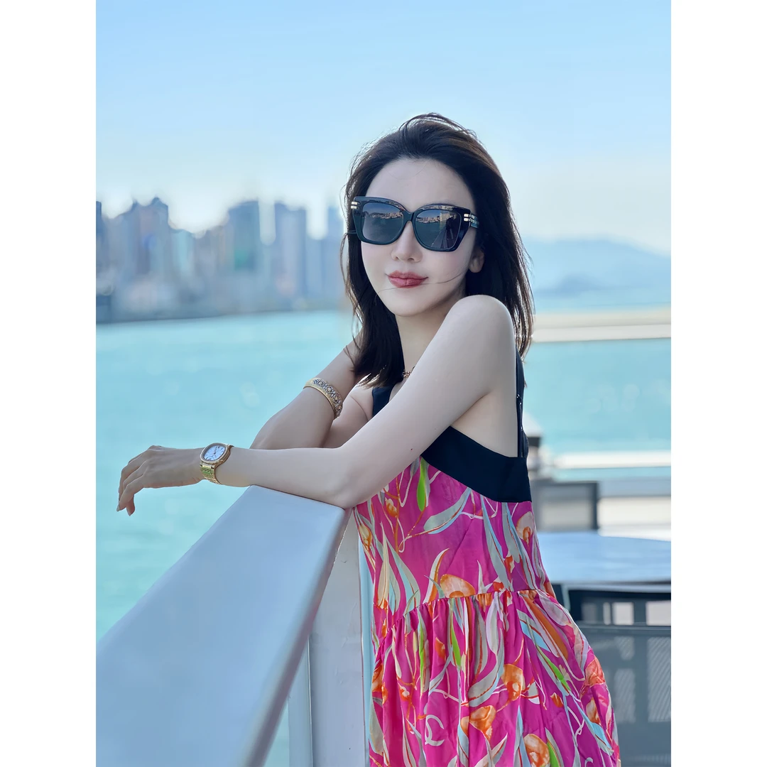 JESSICA WU花影藏夏~重磅桑蚕丝印花气质浪漫度假风吊带连衣裙