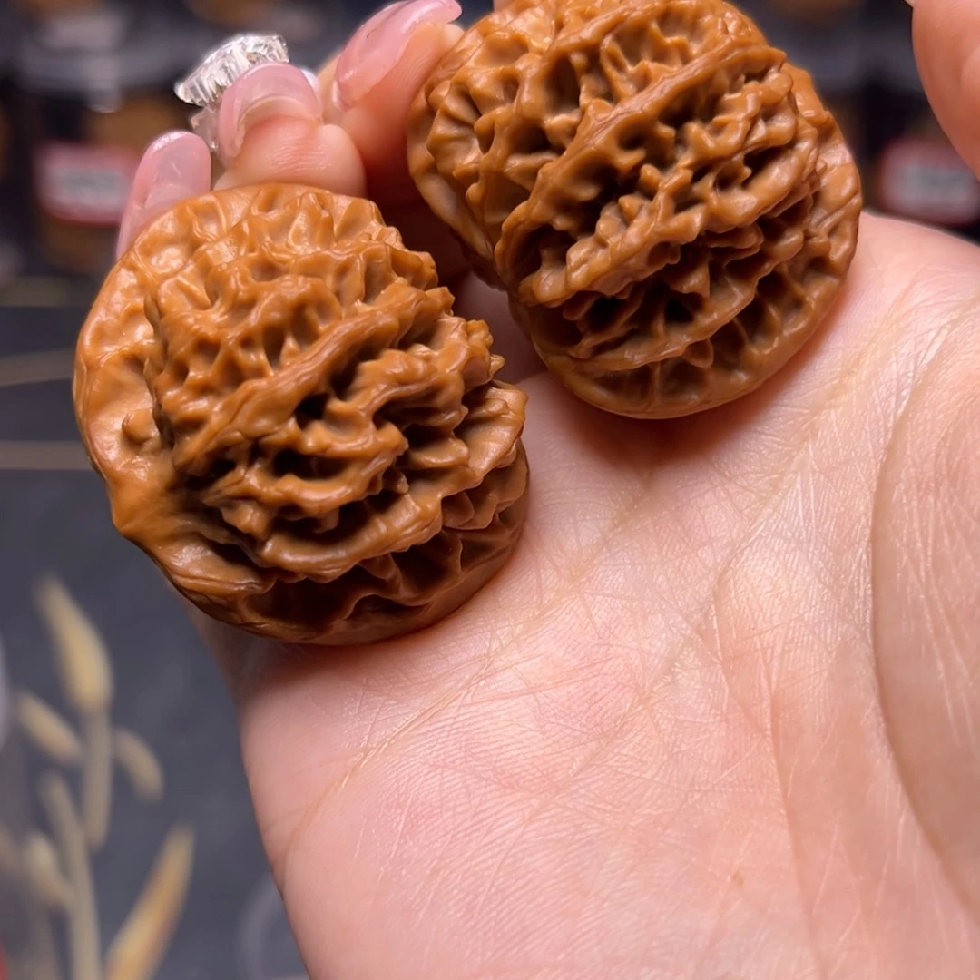 文玩核桃吊坠秦闷39.5