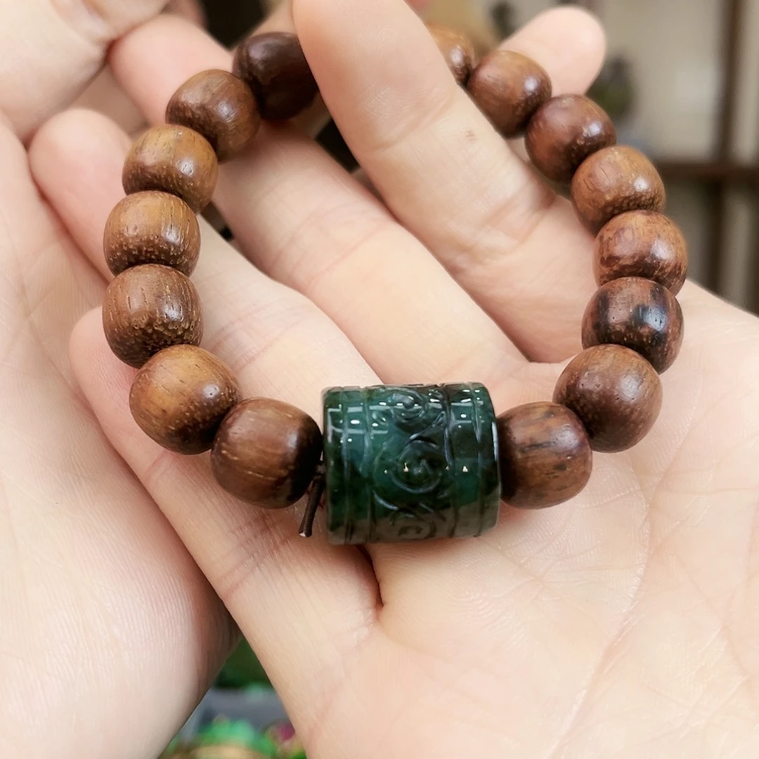 翡翠颈饰未镶嵌手链