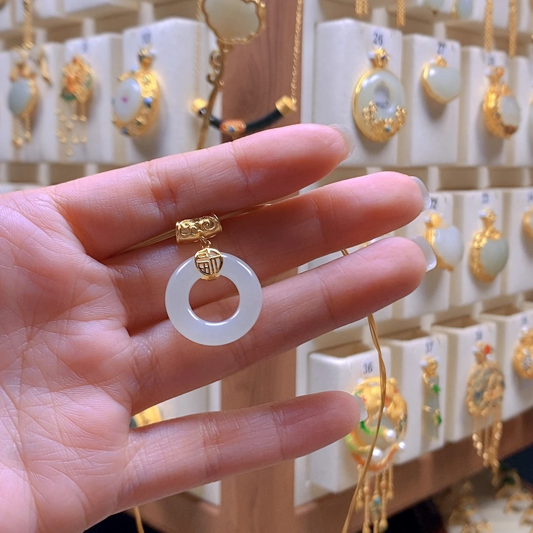 和田玉银S925镶嵌颈饰