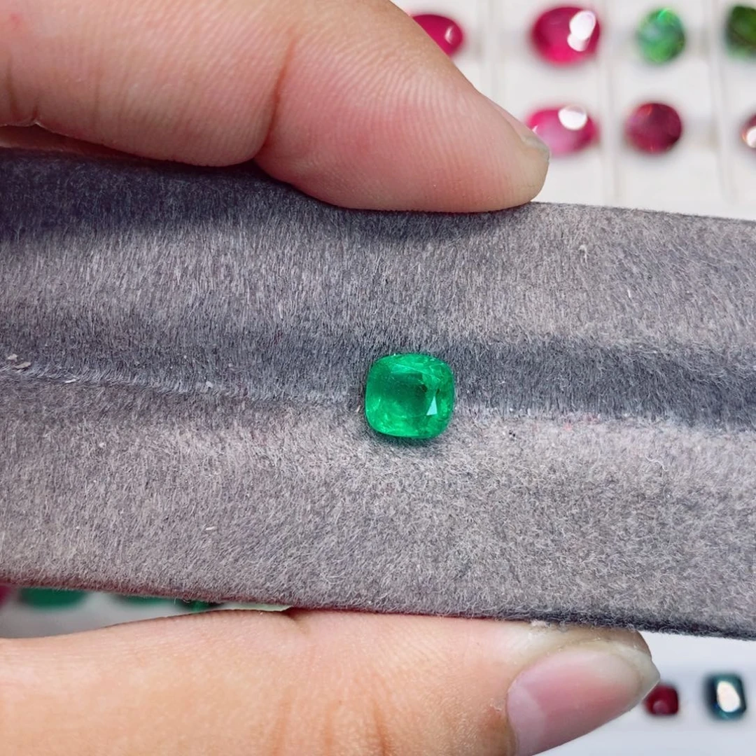 祖母绿裸石未镶嵌祖母绿1.43克拉