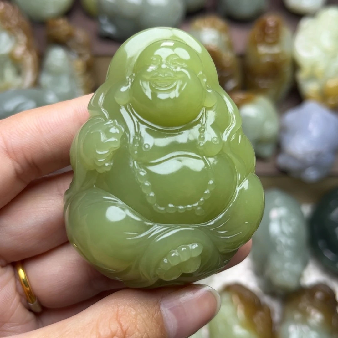 和田玉未镶嵌把件