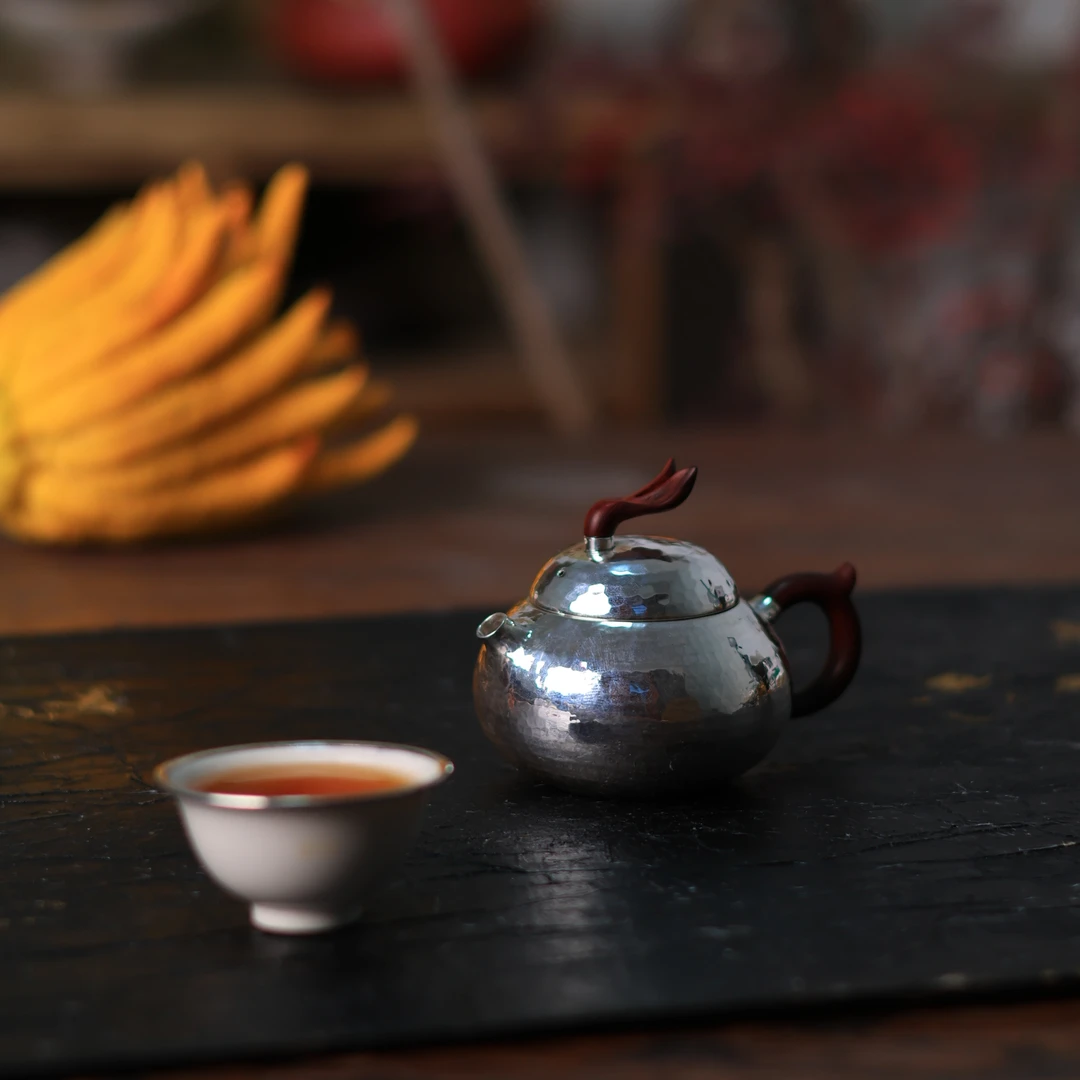 【夷嘉茗友】999银泡茶壶，玉兔银壶