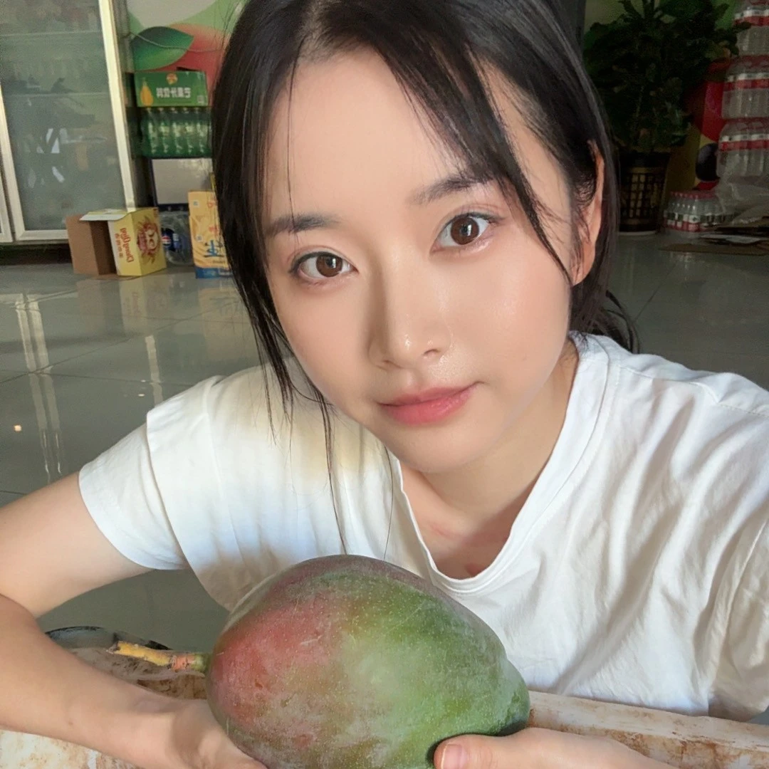 攀枝花凯特芒新鲜现摘酸甜多汁芒果香味浓当季水果