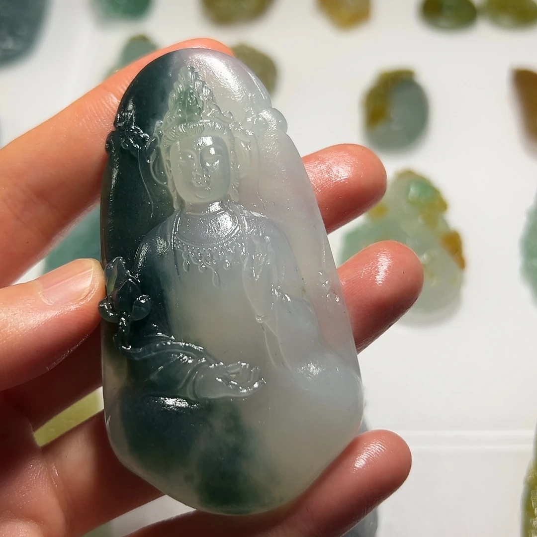 定制翡翠未镶嵌挂件