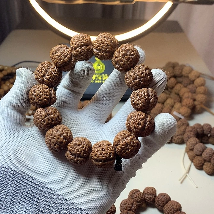 金刚菩提吊坠原皮原色