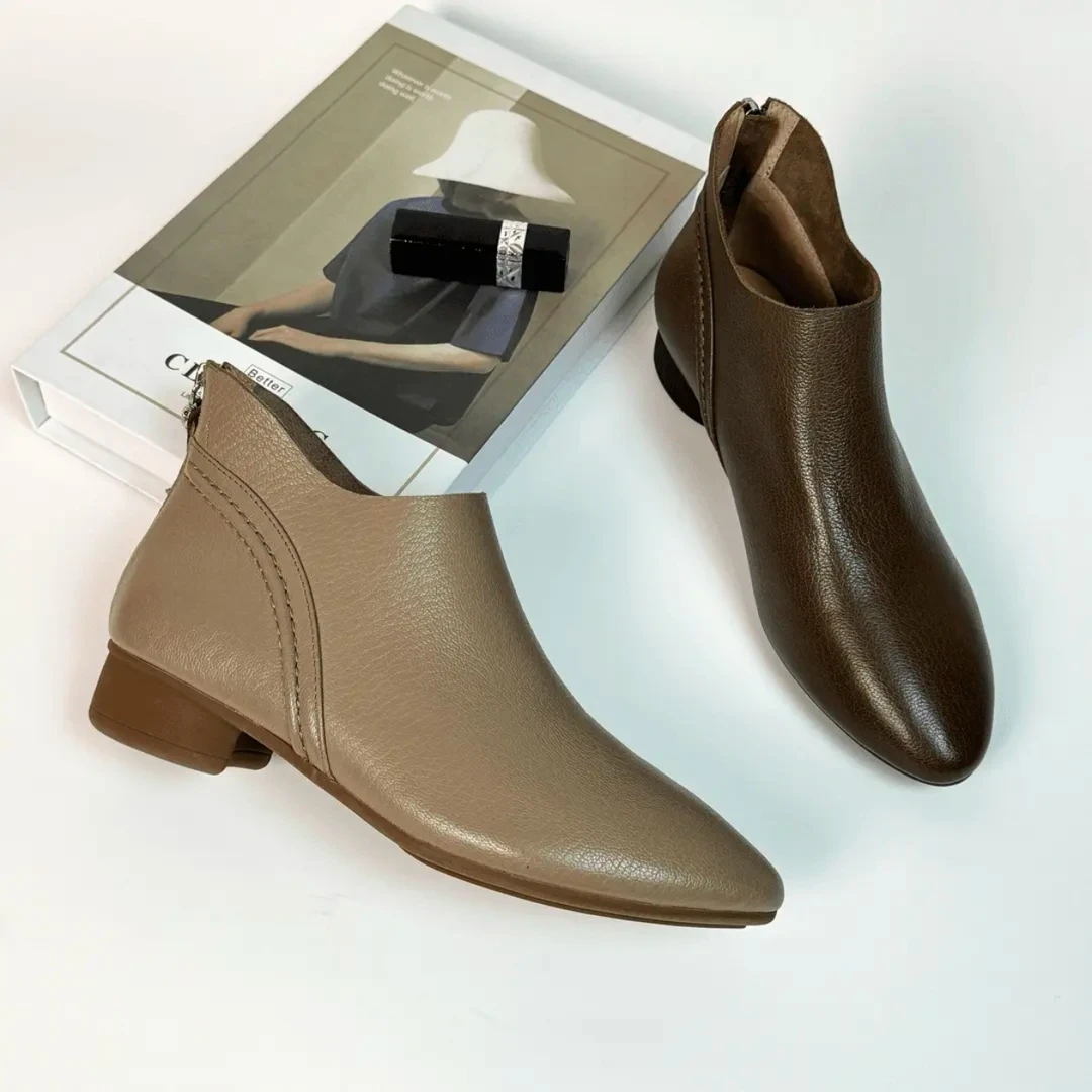 【品牌力荐】秋冬高端时尚短筒中跟休闲百搭软皮软底尖头短靴1132