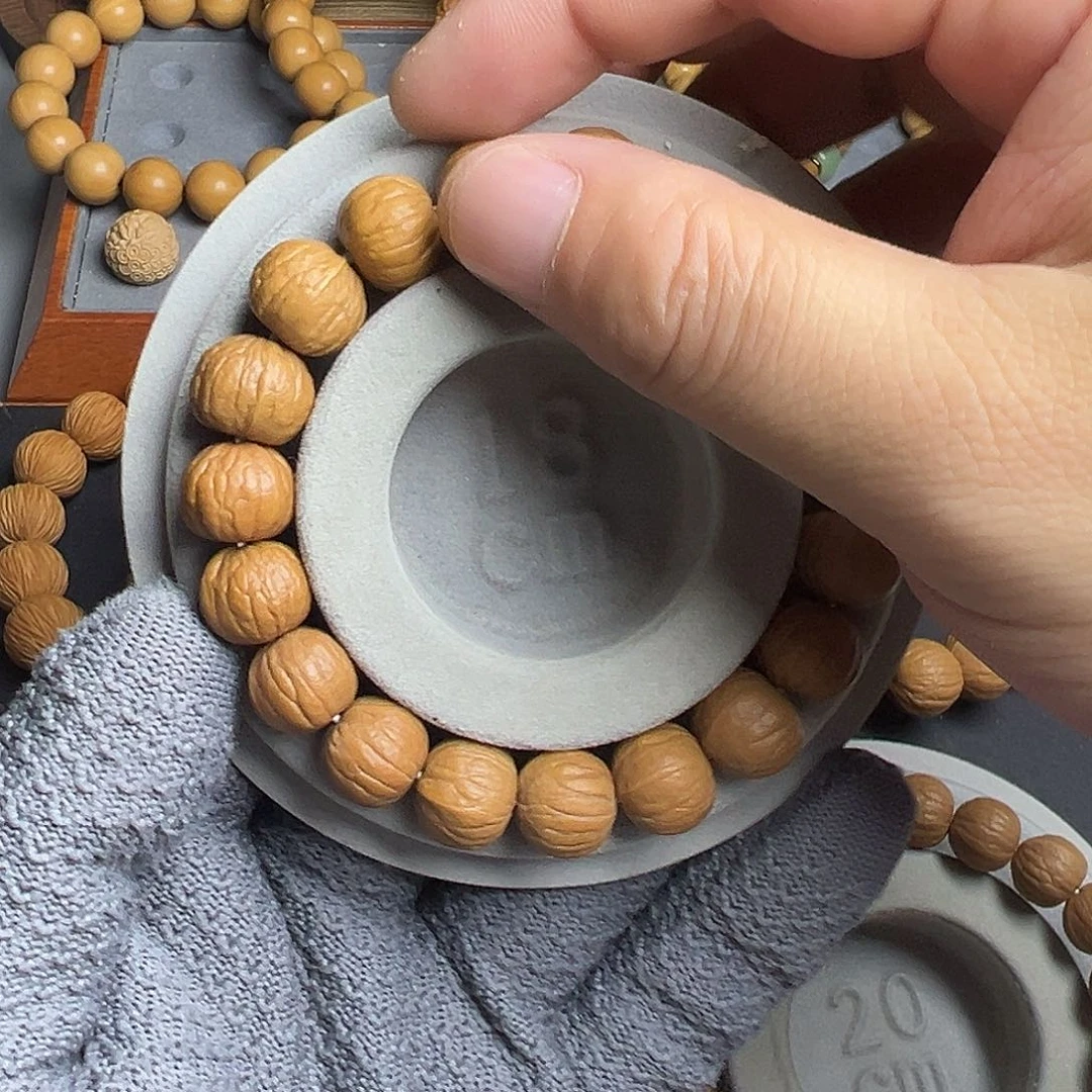 用***7猴头核桃手串原皮无修13南瓜手串