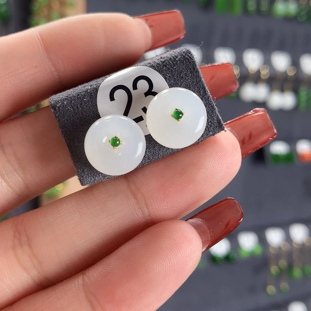 和田玉耳饰18K金镶嵌23