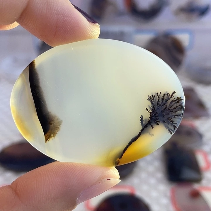 玛瑙/玉髓合金颈饰