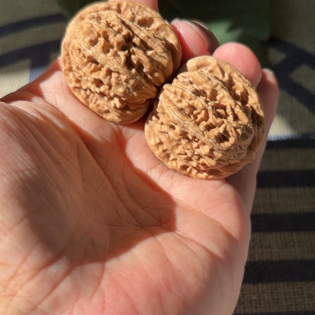 文玩核桃把件四座楼39