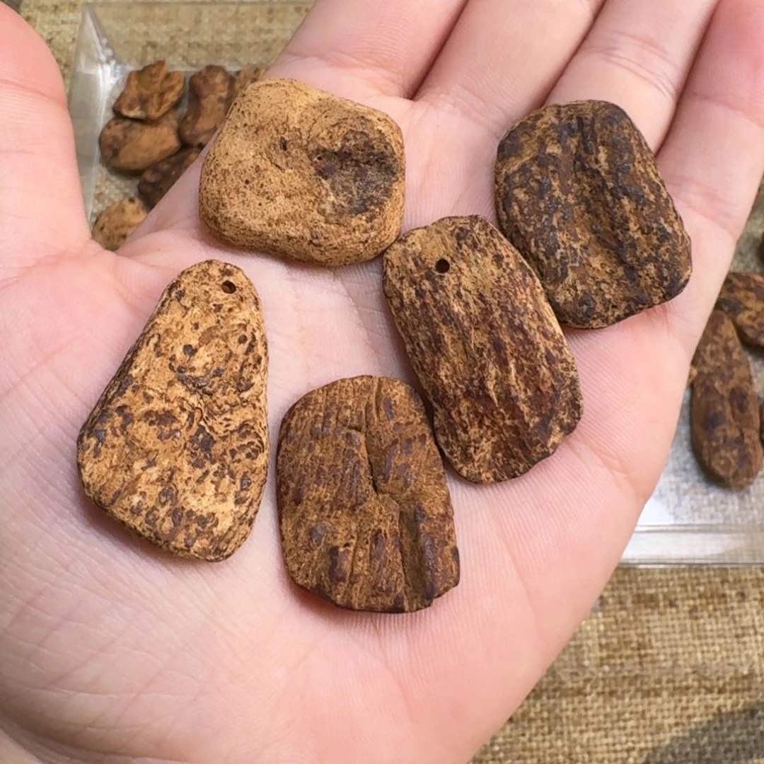 吊坠沉香越南惠安吊坠地址多样性发1