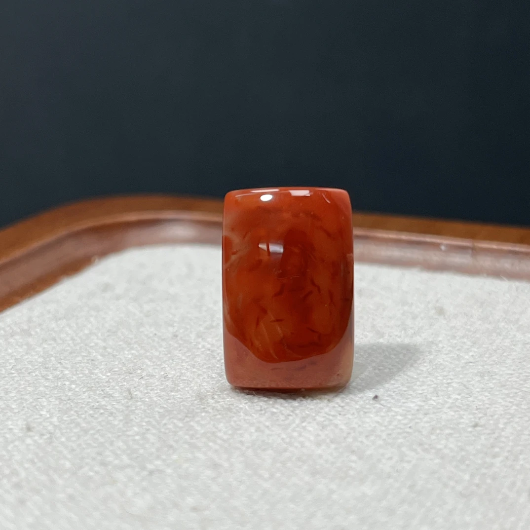 天然原矿瓦西南红吊坠尺寸约6.5X12.5X19毫米AC0091