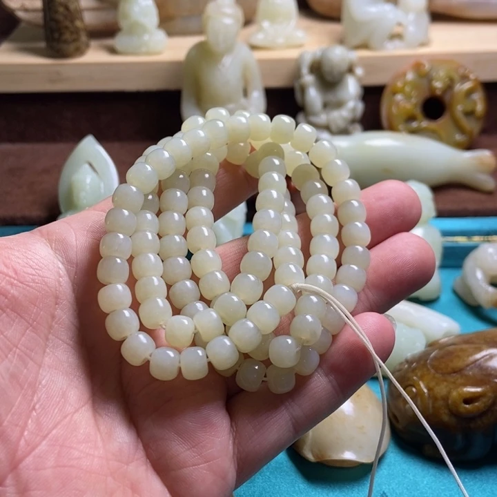 顺***…和田玉未镶嵌挂件