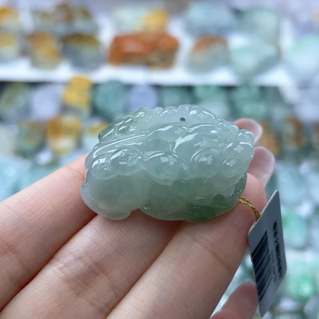 颈饰未镶嵌翡翠貔貅5