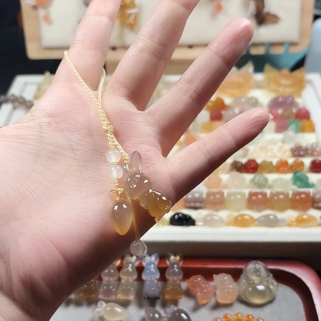 玛瑙/玉髓未镶嵌颈饰