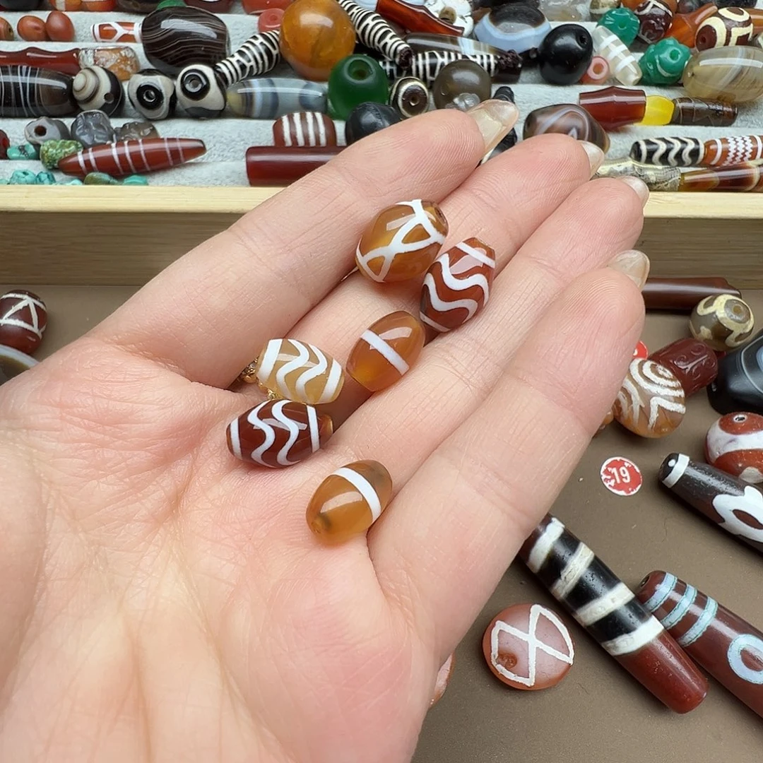 玛瑙/玉髓未镶嵌珠宝半成品