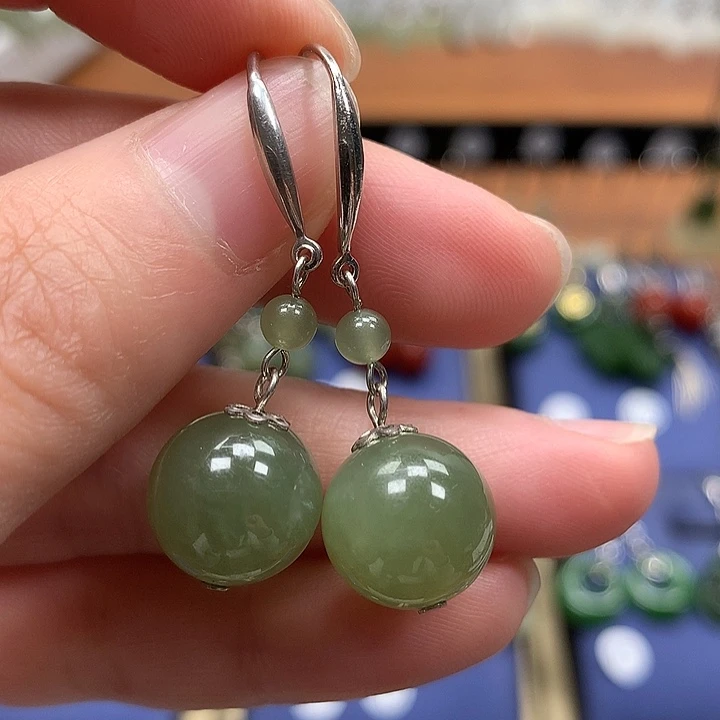 和田玉银S925镶嵌耳饰12左右晴水色