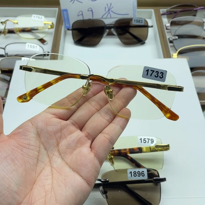 竹叶青方圆款 1733