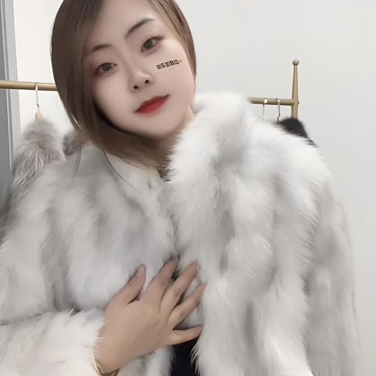 南宫悦尔 腹毛晕染白灰霜色立领短款狐狸毛皮草外套女丨万年七代