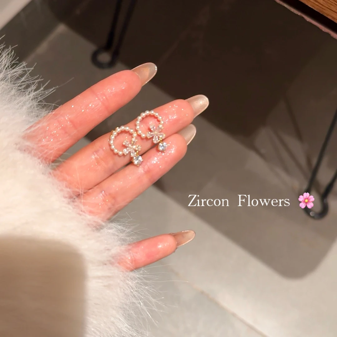 铜合金耳饰 AL2489 新款花朵圈圈耳环女小众设计感轻奢高级气质