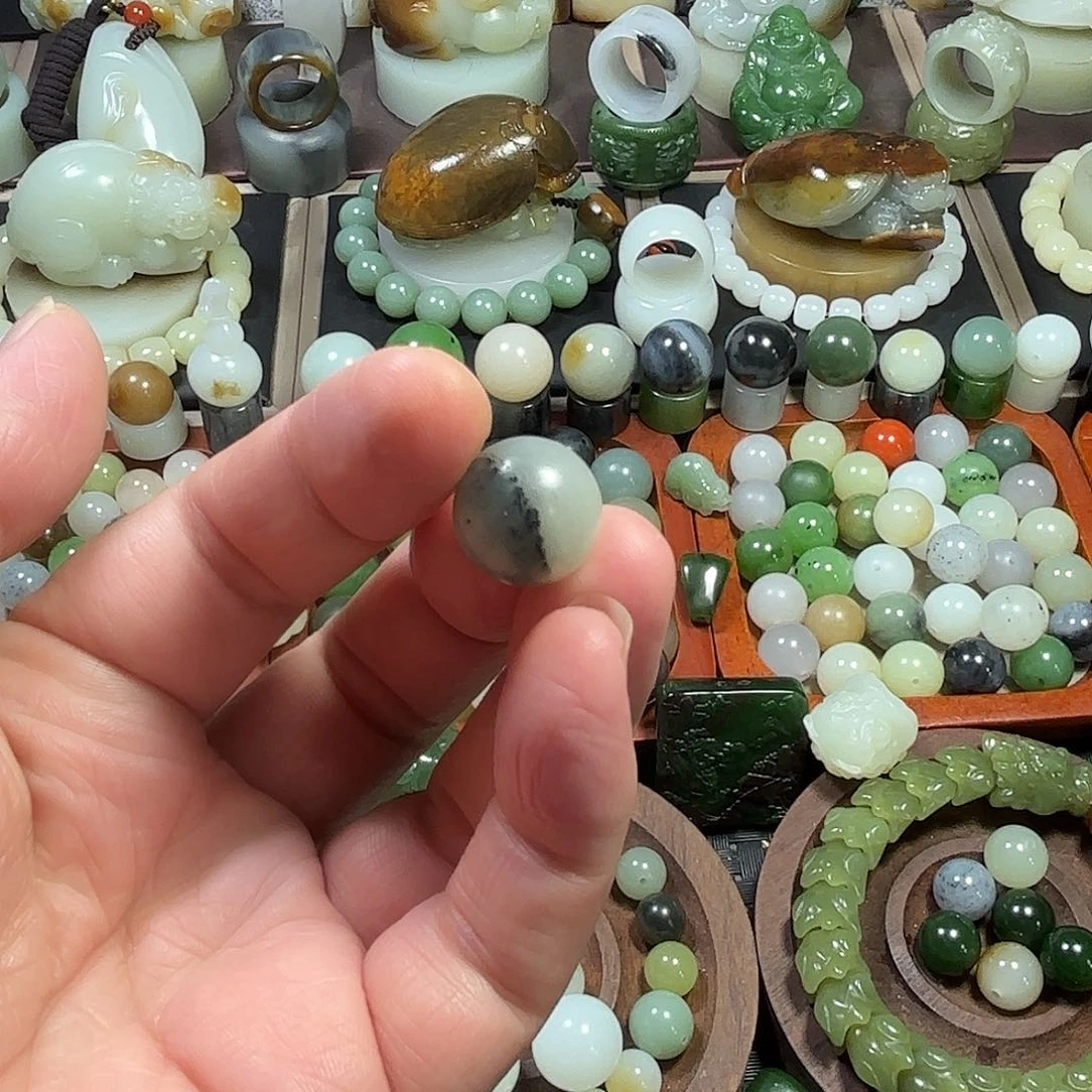 和田玉珠子未镶嵌亦*