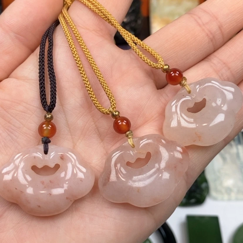 【闪购商品】蛇纹石玉未镶嵌颈饰