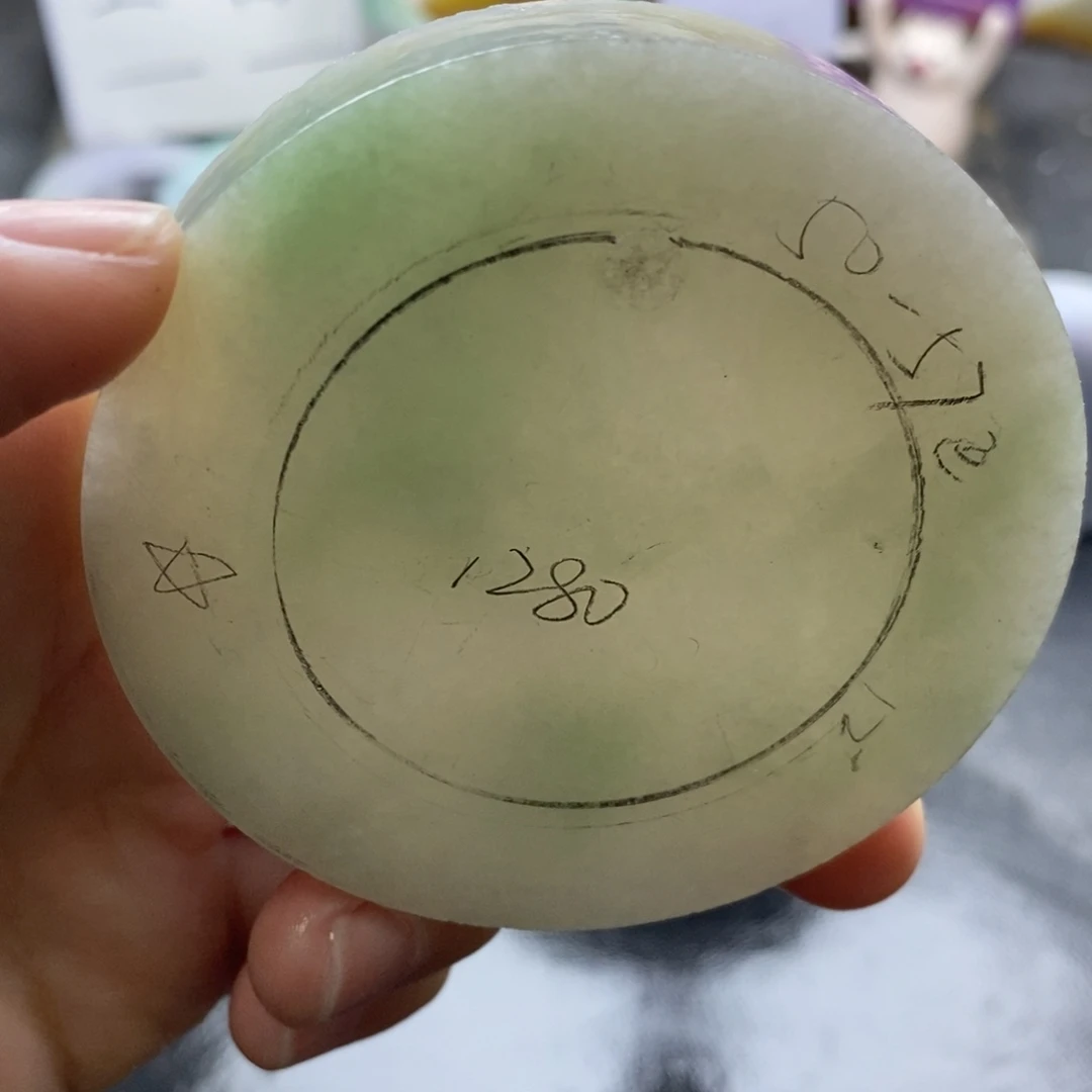 定制翡翠未镶嵌翡翠手镯