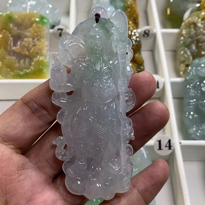 颈饰未镶嵌翡翠M**i关公