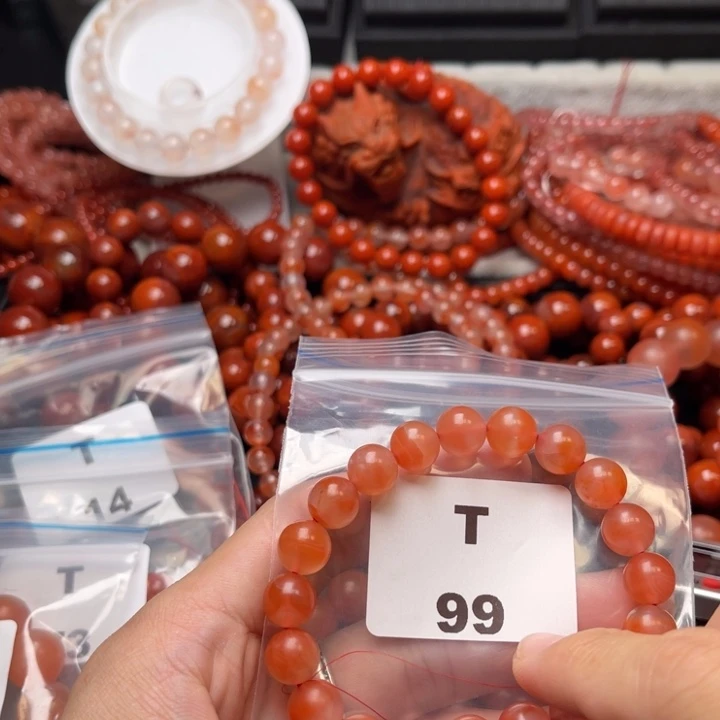 南红玛瑙未镶嵌多样性发货默认微瑕称重9mm