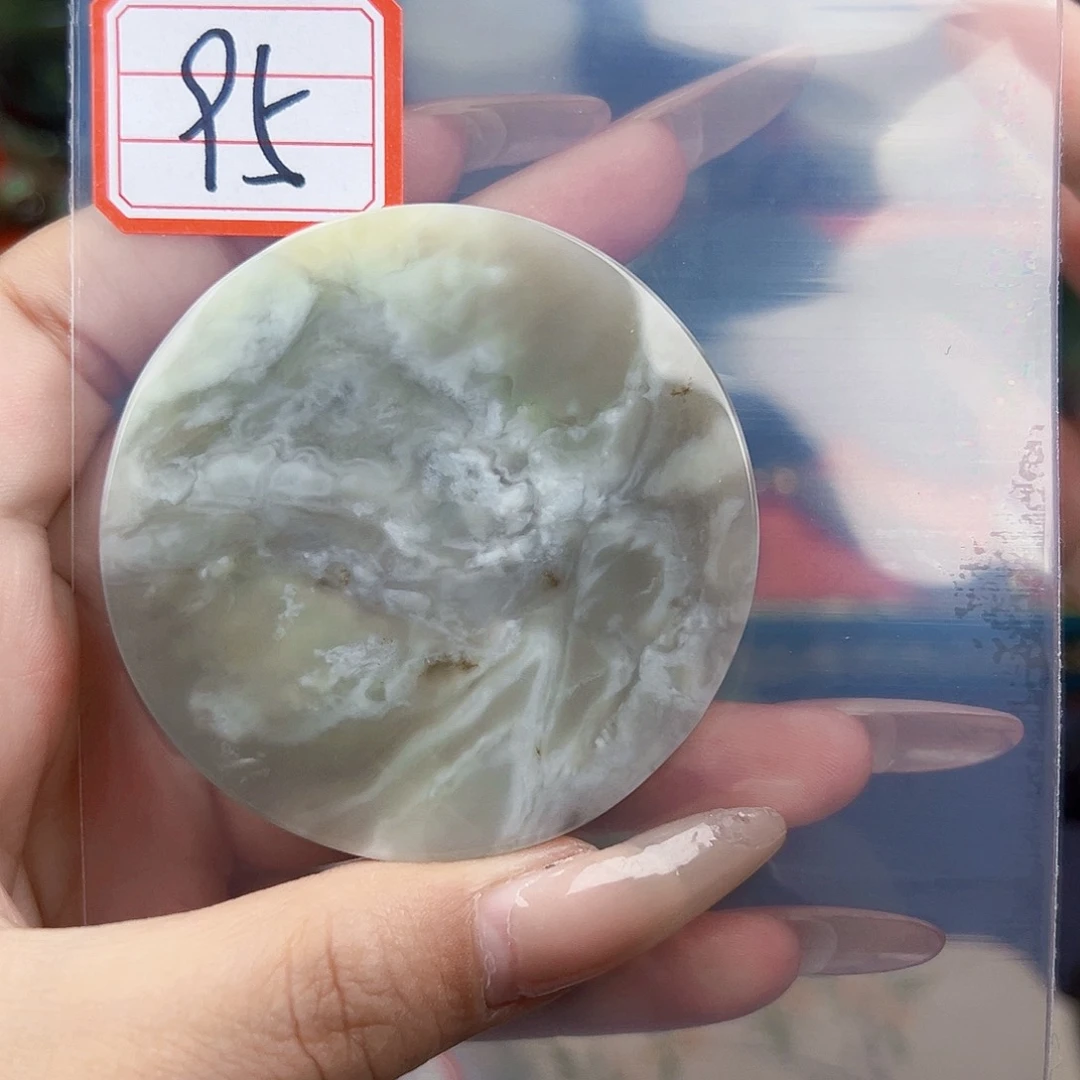 和田玉未镶嵌珠宝半成品