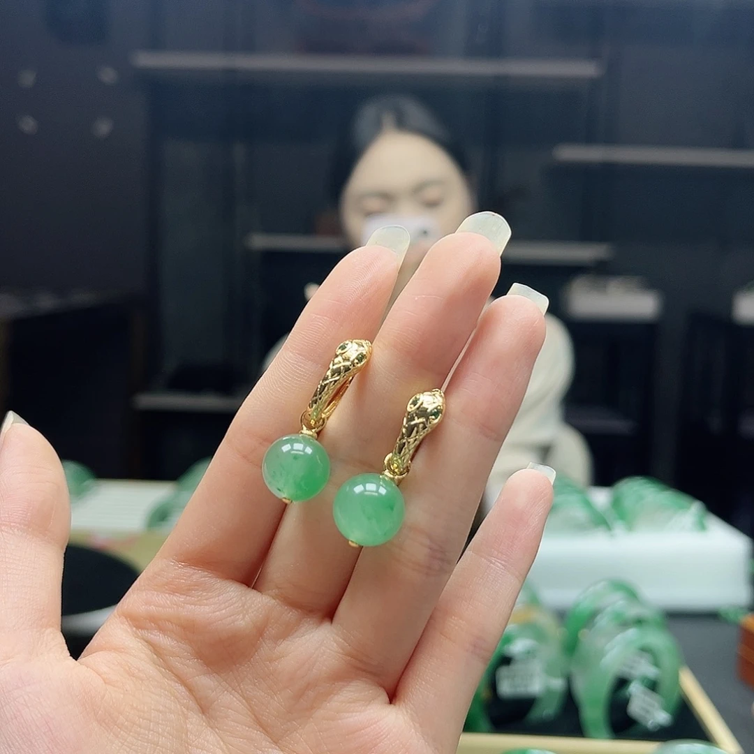 合金长石玉耳钉灵蛇耳饰