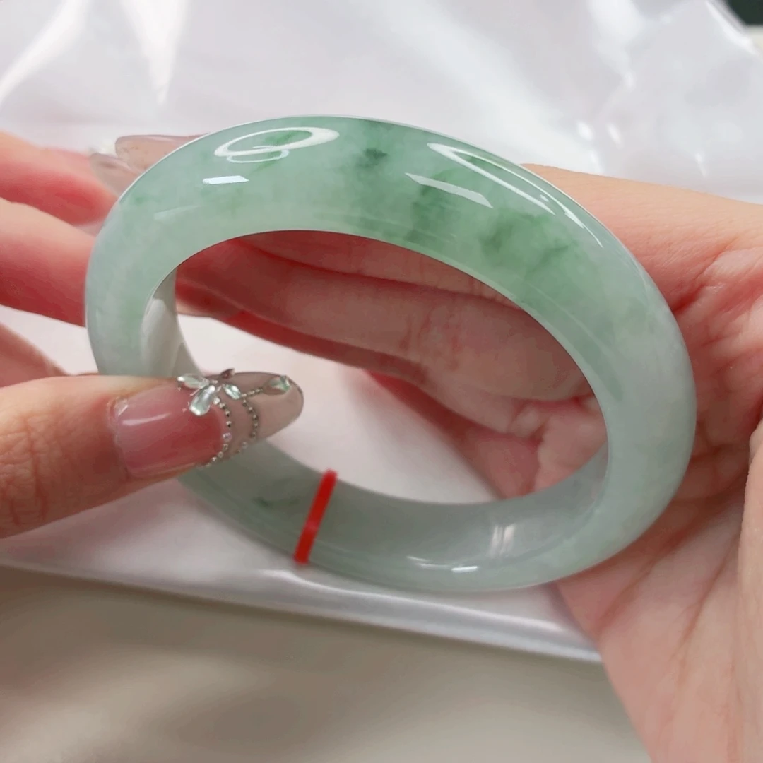 翡翠未镶嵌手镯57.6圈24645