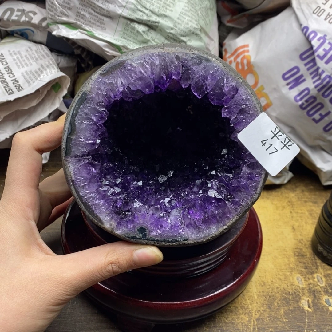 紫晶乌拉圭未镶嵌