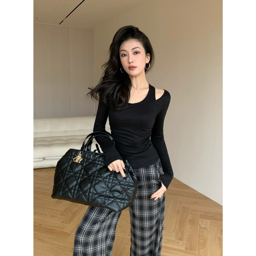 JIJINQI显瘦露肩辣妹黑色长袖修身短款设计感打底上衣JD01SZPT829